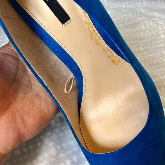 NWOT Blue Pointed Pumps - Picture 7 of 7